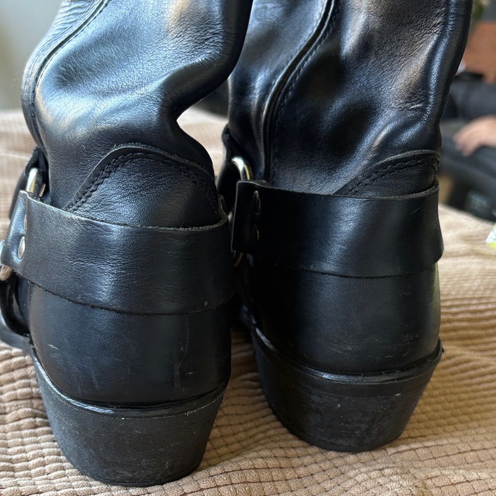 Frye Women’s Black Leather Harness Boots Size 8.5 - Picture 5 of 14